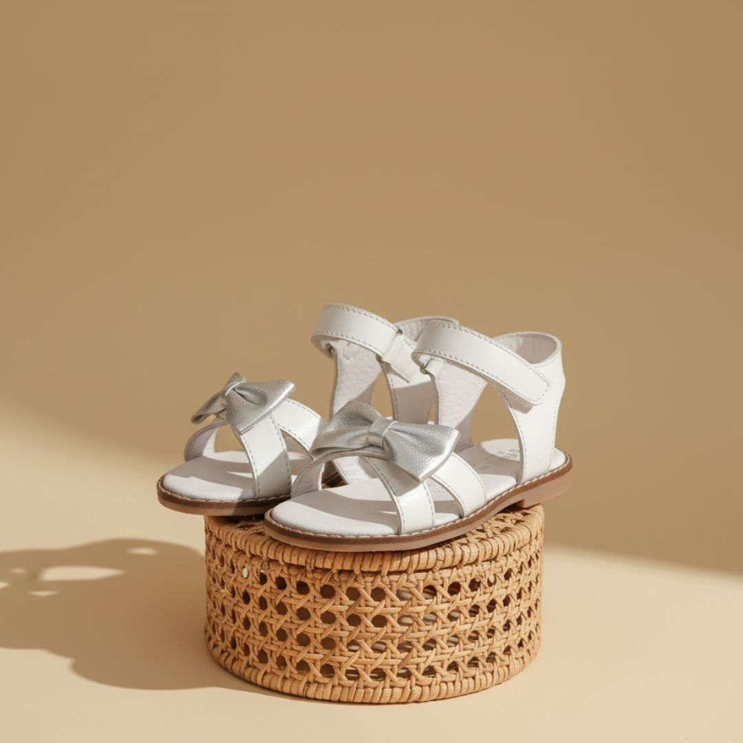 Sandale Blanche Fille Cuir Motif Uni à Enfiler